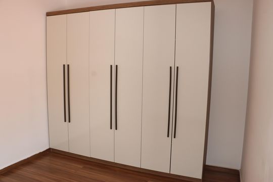 Casa de Condomínio para alugar com 2 quartos, 100m² em Caiapia, Cotia