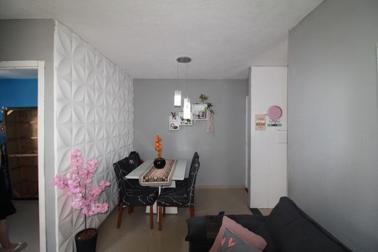 Sala de apartamento para alugar com 2 quartos, 50m² em Vila Jaraguá, São Paulo