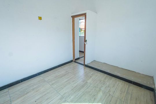 quarto 2 de apartamento para alugar com 2 quartos, 44m² em São Gabriel, Belo Horizonte