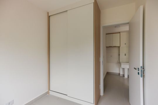 Quarto de apartamento para alugar com 1 quarto, 30m² em Quitaúna, Osasco