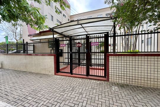 Fachada  de apartamento para alugar com 2 quartos, 42m² em Santo Amaro, São Paulo