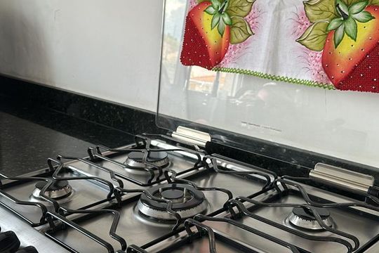 Cozinha de casa de condomínio para alugar com 2 quartos, 60m² em Chácara do Solar III, Santana de Parnaíba
