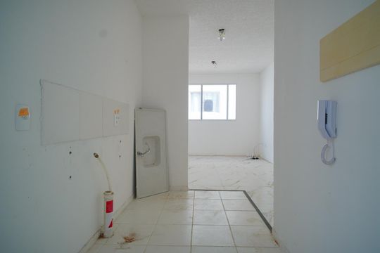 Cozinha de apartamento para alugar com 2 quartos, 41m² em Rubem Berta, Porto Alegre