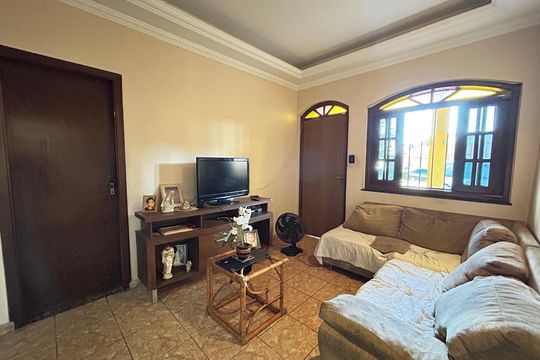 Casa à venda com 4 quartos, 360m² em Candelária, Belo Horizonte