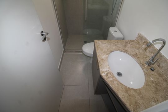 Banheiro de apartamento à venda com 3 quartos, 81m² em Jardim Paraíso, São Paulo