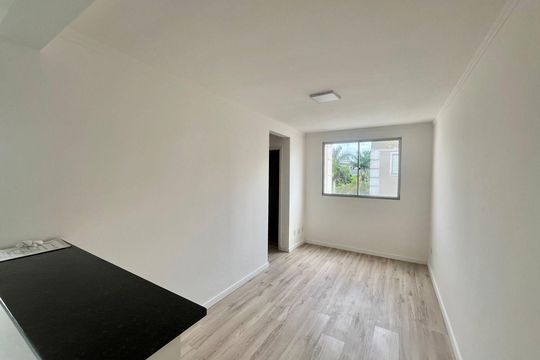 Sala de apartamento à venda com 2 quartos, 44m² em Loteamento Parque São Martinho, Campinas