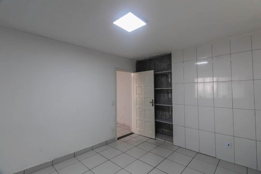 Casa para alugar com 1 quarto, 55m² em Vila Alpina, São Paulo