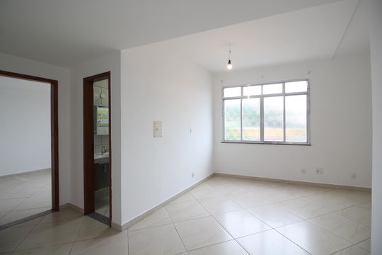 Casa à venda com 1 quarto, 64m² em Taquara, Rio de Janeiro