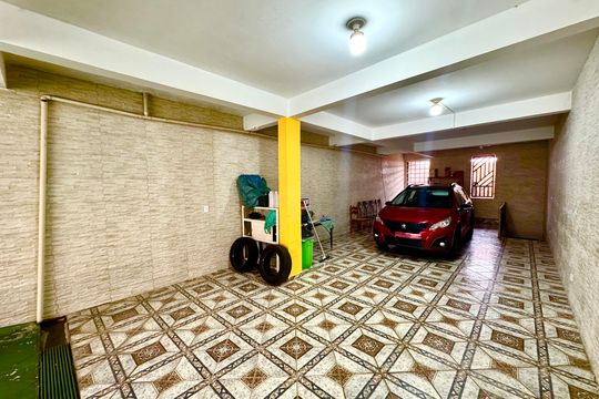Garagem de casa à venda com 3 quartos, 275m² em Parque Continental Ii, Guarulhos