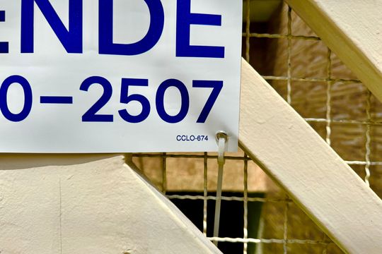 Código da placa CCLO-674 de casa à venda com 3 quartos, 275m² em Parque Continental Ii, Guarulhos
