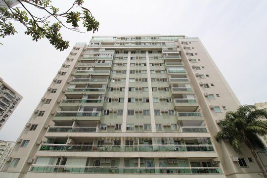 Fachada de apartamento à venda com 3 quartos, 79m² em Barra Olímpica, Rio de Janeiro