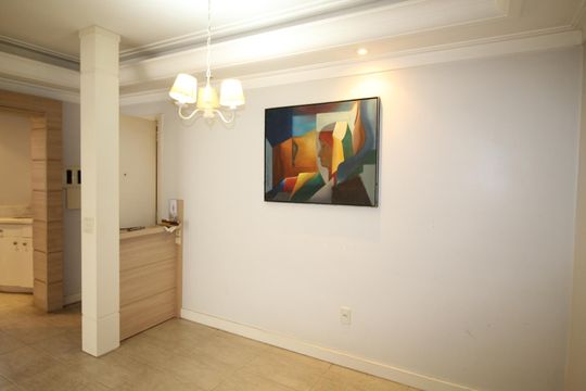 Sala de apartamento à venda com 1 quarto, 47m² em Santa Cecília, Porto Alegre