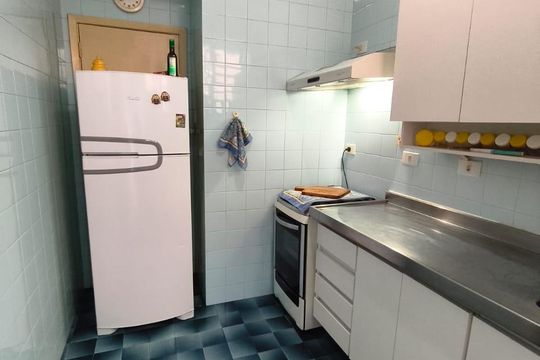 Cozinha de apartamento à venda com 3 quartos, 60m² em Grajaú, Rio de Janeiro