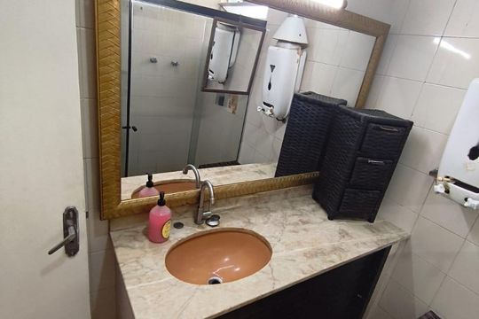 Banheiro de apartamento à venda com 3 quartos, 60m² em Grajaú, Rio de Janeiro