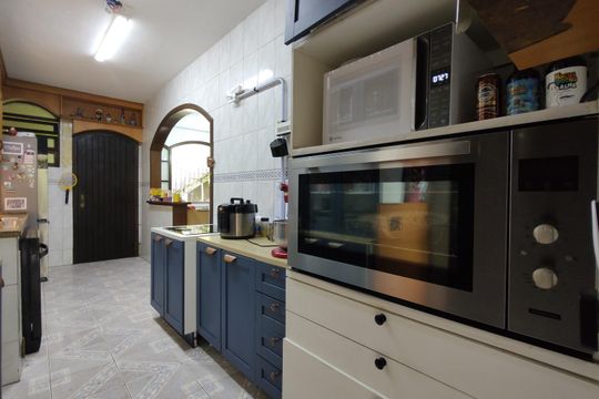 Cozinha - Armários de casa de condomínio à venda com 5 quartos, 367m² em Taquara, Rio de Janeiro