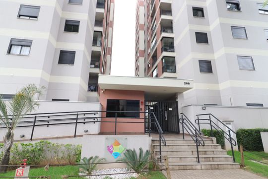 Fachada de apartamento à venda com 2 quartos, 39m² em Ayrosa, Osasco