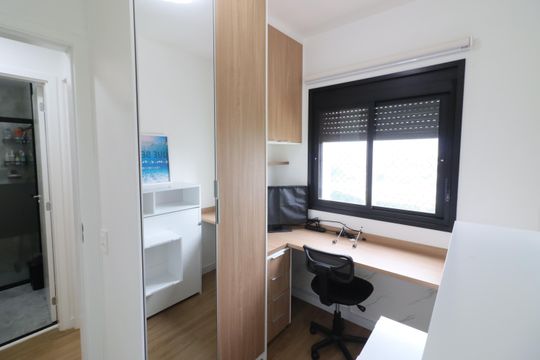Quarto 2 de apartamento à venda com 2 quartos, 39m² em Ayrosa, Osasco