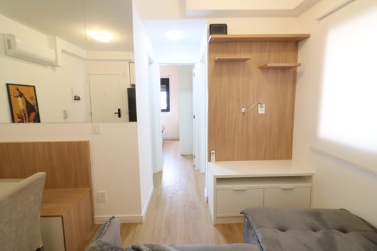 Sala de apartamento à venda com 2 quartos, 39m² em Ayrosa, Osasco