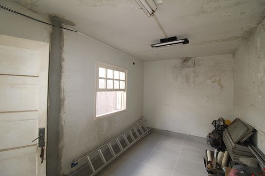 Área de Serviço de casa para alugar com 2 quartos, 200m² em Conjunto Residencial Novo Pacaembu, São Paulo