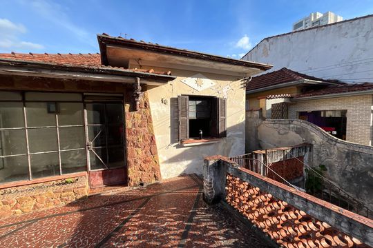 Casa para alugar com 3 quartos, 150m² em Vila Guaca, São Paulo