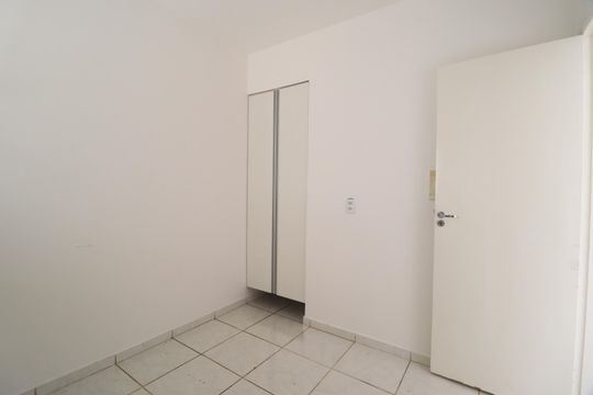 Cozinha de casa de condomínio para alugar com 3 quartos, 100m² em Morada da Colina, Uberlândia