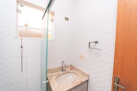 Banheiro de casa de condomínio à venda com 2 quartos, 68m² em Vila Buenos Aires, São Paulo