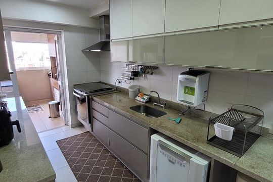 Cozinha de apartamento para alugar com 3 quartos, 149m² em Vila Mariana, São Paulo