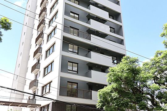 Fachada do Prédio de apartamento à venda com 2 quartos, 80m² em Santa Cecília, Porto Alegre