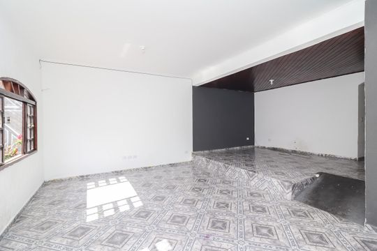Casa para alugar com 5 quartos, 310m² em Cidade Líder, São Paulo
