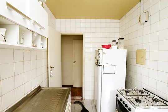 Cozinha de apartamento à venda com 3 quartos, 100m² em Calafate, Belo Horizonte