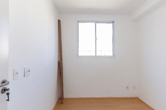 Quarto de apartamento para alugar com 2 quartos, 35m² em Jaguaré, São Paulo