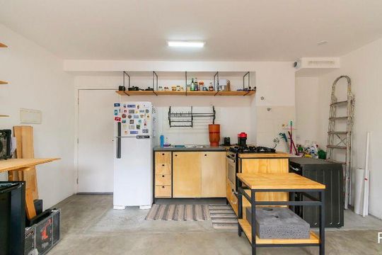 Sala/cozinha de apartamento à venda com 1 quarto, 41m² em Sítio da Figueira, São Paulo