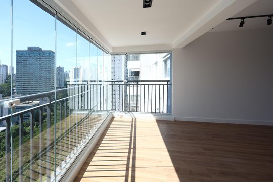 Sala  de apartamento para alugar com 2 quartos, 87m² em Jardim Caboré, São Paulo