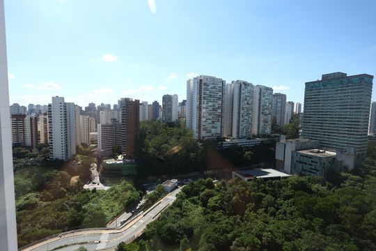 Sala  vista de apartamento para alugar com 2 quartos, 87m² em Jardim Caboré, São Paulo