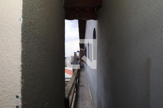 Área externa de casa à venda com 4 quartos, 350m² em Cidade Líder, São Paulo