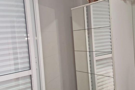 Quarto de apartamento para alugar com 3 quartos, 75m² em Jardim Tupanci, Barueri
