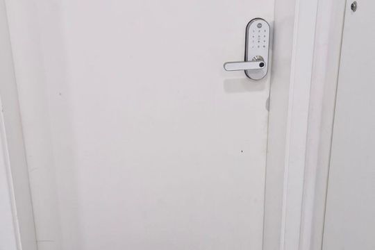 Entrada de apartamento para alugar com 3 quartos, 75m² em Jardim Tupanci, Barueri