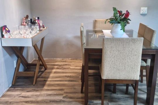 Sala de jantar de apartamento para alugar com 3 quartos, 75m² em Jardim Tupanci, Barueri