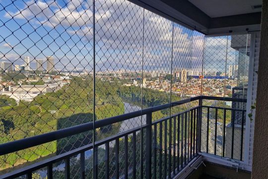 Varanda de apartamento para alugar com 3 quartos, 75m² em Jardim Tupanci, Barueri