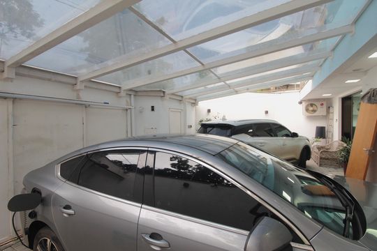 Garagem de casa à venda com 3 quartos, 150m² em Trevo, Belo Horizonte