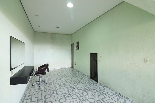 Garagem/Salão Comercial  de casa à venda com 3 quartos, 260m² em Sítio dos Vianas, São Bernardo do Campo