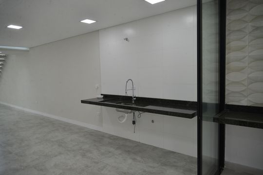 Cozinha de casa à venda com 3 quartos, 155m² em Vila Alzira, Santo André