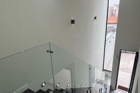 Escada de casa à venda com 3 quartos, 155m² em Vila Alzira, Santo André