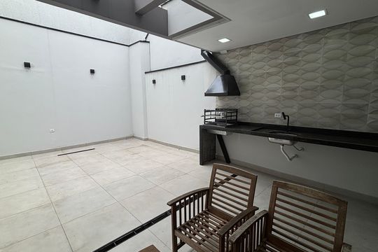 Quintal - Churrasqueira de casa à venda com 3 quartos, 155m² em Vila Alzira, Santo André