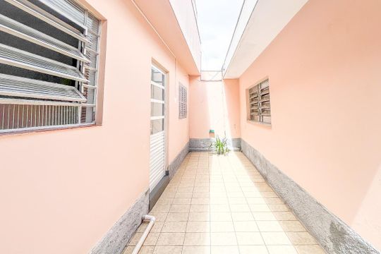 Quintal de casa à venda com 2 quartos, 110m² em Campininha, São Paulo