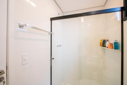 Banheiro do quarto 1 de apartamento à venda com 3 quartos, 90m² em Vila Assunção, Santo André