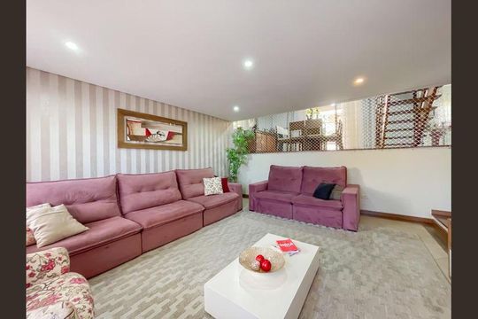 Sala de casa à venda com 5 quartos, 380m² em City Bussocaba, Osasco