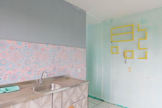 Cozinha de apartamento para alugar com 2 quartos, 50m² em Niterói, Canoas