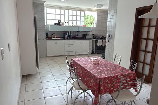 Casa à venda com 5 quartos, 838m² em Parque Quinta da Boa Vista, Jundiaí