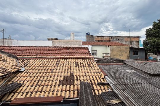 Vista da Suíte 3 de casa para alugar com 5 quartos, 450m² em Centro, Jacareí